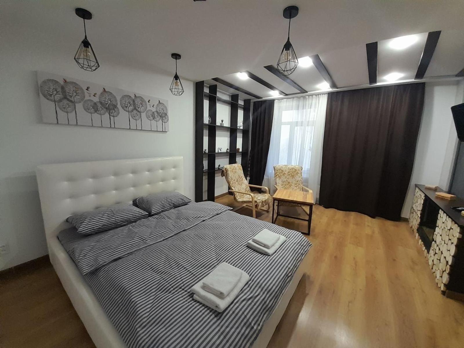 Апартаменти В Центрі Львова !!! Exterior foto